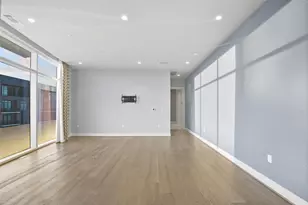 4521 San Felipe St, Houston, TX 77027 - Photo 9