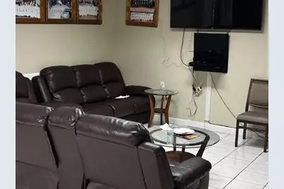 8619 Leawood Boulevard, Houston, TX 77099 - Photo 7