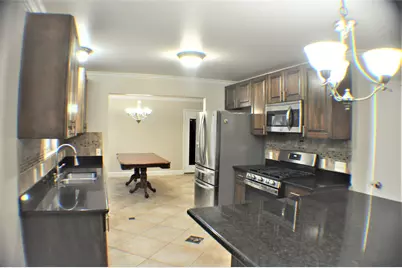 9503 Deep Valley Drive, Houston, TX 77044 - Photo 11