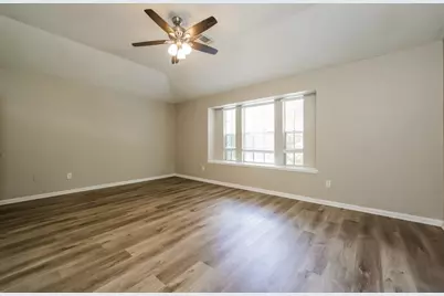 18450 Hollow Oaks Circle, Porter, TX 77365 - Photo 9