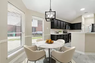 4015 Lakepointe Forest Dr, Seabrook, TX 77586 - Photo 13