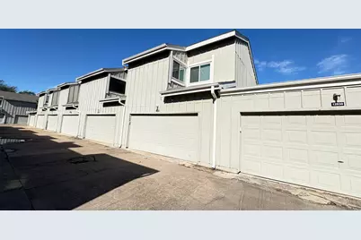 12932 Greenway Chase Court #2932, Houston, TX 77072 - Photo 11