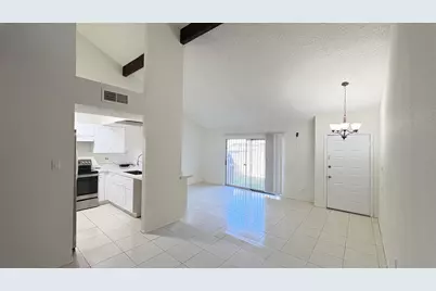 12932 Greenway Chase Court #2932, Houston, TX 77072 - Photo 7