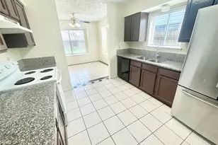 503 Penwood Ct, Stafford, TX 77477 - Photo 3