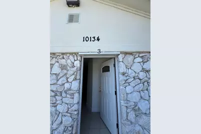 10134 Kirkglen Drive #3, Houston, TX 77089 - Photo 1