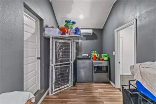 9739 Cargill St, Houston, TX 77029 - Photo 13