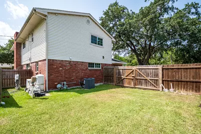 5007 Inverness Drive, Baytown, TX 77521 - Photo 11