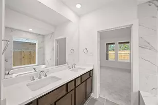 118 Neches Nook Ct, Conroe, TX 77304 - Photo 11