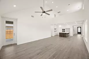 118 Neches Nook Ct, Conroe, TX 77304 - Photo 7