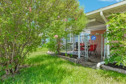 1302 56th Street, Galveston, TX 77551 - Photo 7