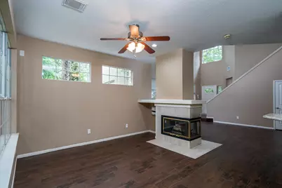66 Lakeridge Court, The Woodlands, TX 77381 - Photo 9