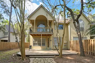 66 Lakeridge Ct, The Woodlands, TX 77381 - Photo 1