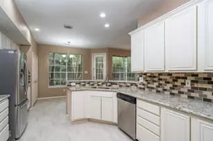 66 Lakeridge Ct, The Woodlands, TX 77381 - Photo 15