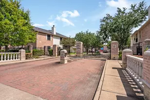 2865 Westhollow Dr, Houston, TX 77082 - Photo 5