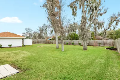 128 Catalpa Street, Lake Jackson, TX 77566 - Photo 39