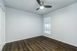 128 Catalpa St, Lake Jackson, TX 77566 - Photo 33