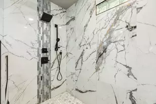 128 Catalpa St, Lake Jackson, TX 77566 - Photo 31