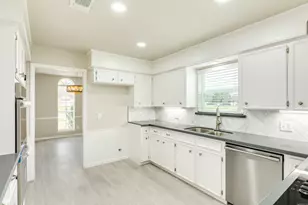 128 Catalpa St, Lake Jackson, TX 77566 - Photo 19