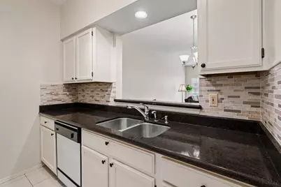 17491 Red Oak Drive #7491, Houston, TX 77090 - Photo 9