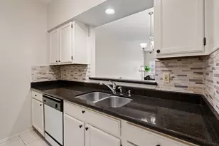 17491 Red Oak Dr, Houston, TX 77090 - Photo 9