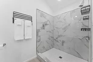 7810 Poitiers Dr, Houston, TX 77071 - Photo 17