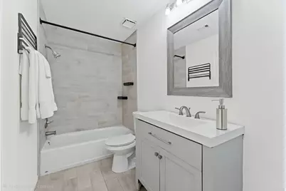 7810 Poitiers Drive, Houston, TX 77071 - Photo 19