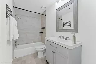 7810 Poitiers Dr, Houston, TX 77071 - Photo 19