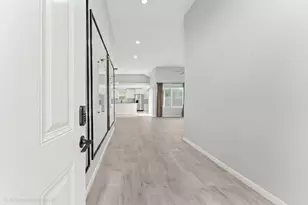 7810 Poitiers Dr, Houston, TX 77071 - Photo 1