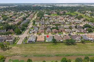 7810 Poitiers Dr, Houston, TX 77071 - Photo 27