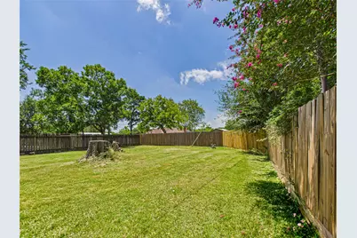 302 Sycamore Drive, Hitchcock, TX 77563 - Photo 31