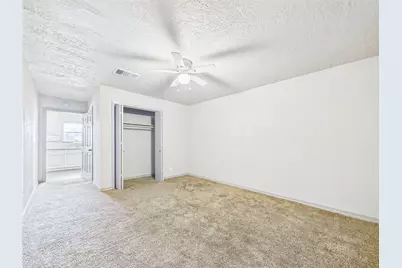 302 Sycamore Drive, Hitchcock, TX 77563 - Photo 19