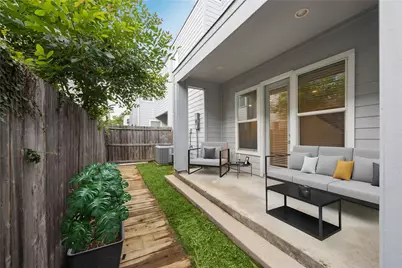 8812 Hollister Pine Court, Houston, TX 77080 - Photo 9