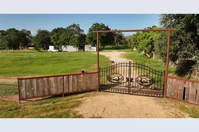 3835 Fm 949, Cat Spring, TX 78933 - Photo 7