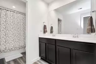 12320 Churchill Down Dr, Houston, TX 77047 - Photo 17
