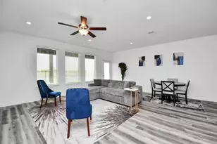 12320 Churchill Down Dr, Houston, TX 77047 - Photo 5