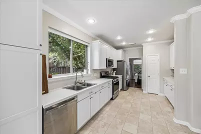 5811 Walkabout Way, Katy, TX 77450 - Photo 9