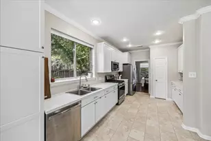 5811 Walkabout Way, Katy, TX 77450 - Photo 9