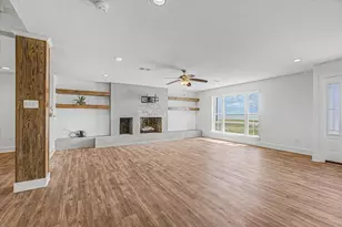 1809 E Bayshore Dr Dr, Palacios, TX 77465 - Photo 5