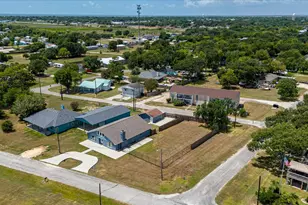 1809 E Bayshore Dr Dr, Palacios, TX 77465 - Photo 49