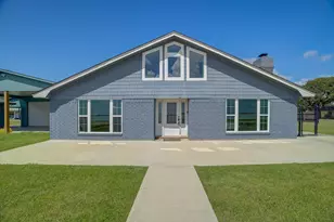 1809 E Bayshore Dr Dr, Palacios, TX 77465 - Photo 3