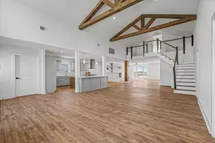 1809 E Bayshore Dr Dr, Palacios, TX 77465 - Photo 11