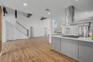 1809 E Bayshore Dr Dr, Palacios, TX 77465 - Photo 15