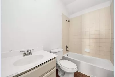 13935 Long Meadow Drive, Houston, TX 77047 - Photo 39