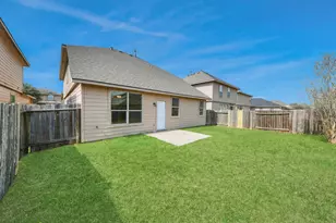 13935 Long Meadow Dr, Houston, TX 77047 - Photo 9