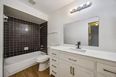 768 Memorial Mews Street #4, Houston, TX 77079 - Photo 7
