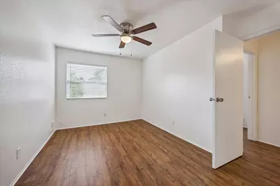768 Memorial Mews Street #4, Houston, TX 77079 - Photo 5