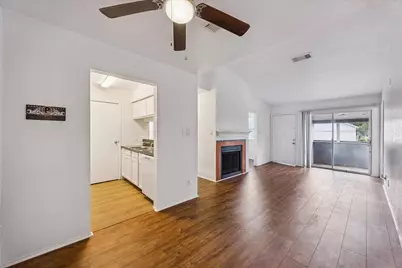 768 Memorial Mews Street #4, Houston, TX 77079 - Photo 3