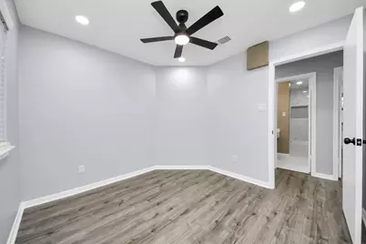 11830 Plumpoint Drive, Houston, TX 77099 - Photo 37