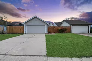 11830 Plumpoint Dr, Houston, TX 77099 - Photo 1