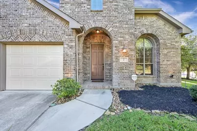 2 Maitland Court, The Woodlands, TX 77354 - Photo 3